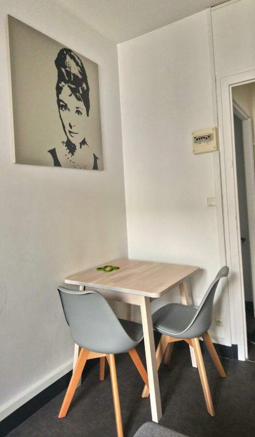 Agreable Appartement Proche Gare Libourne Exterior photo