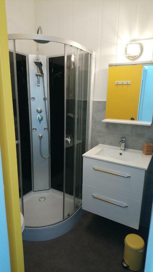 Agreable Appartement Proche Gare Libourne Exterior photo